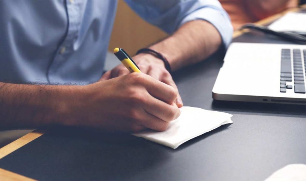 Biographie professionnelle : pourquoi et comment la rédiger ?